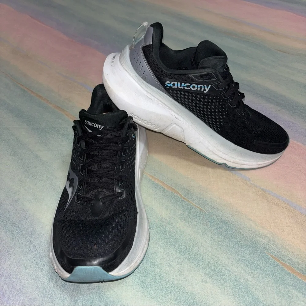 Saucony Guide 17 Women's Running Shoe * Size: 9.5